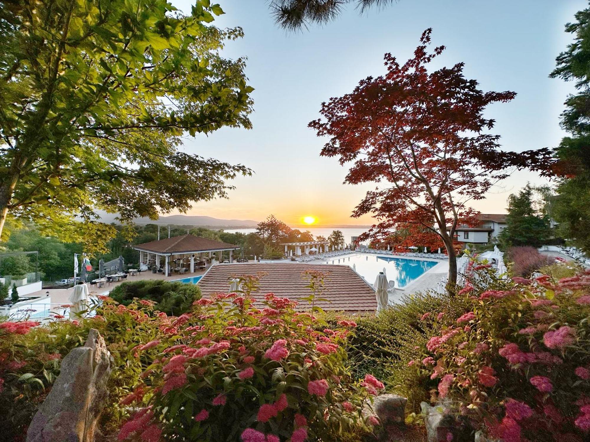 Sm Lovely Apartments On The First Line In Sozopol Exterior foto